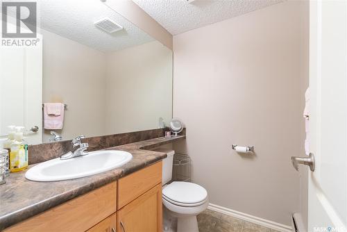 102B 1121 Mckercher Drive, Saskatoon, SK - Indoor Photo Showing Bathroom