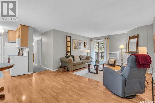 102B 1121 Mckercher Drive, Saskatoon, SK - Indoor Photo Showing Living Room