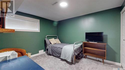 110 Petersmeyer Street, Regina, SK - Indoor Photo Showing Bedroom