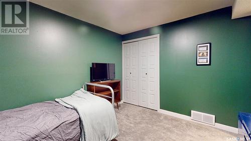 110 Petersmeyer Street, Regina, SK - Indoor Photo Showing Bedroom