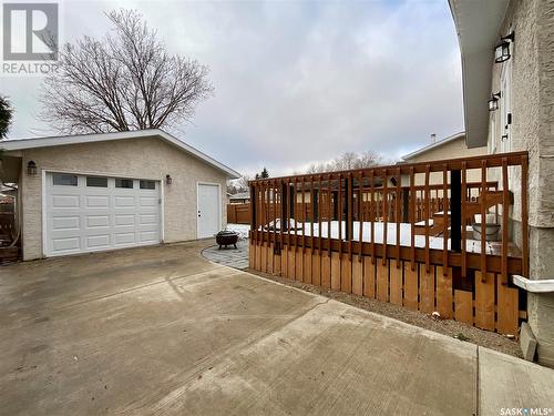 110 Petersmeyer Street, Regina, SK - Outdoor With Exterior