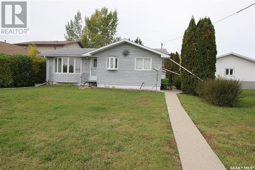 803 Woodward Avenue, Indian Head, SK - Outdoor