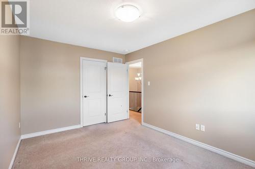 1480 Horseshoe Crescent, London, ON - Indoor Photo Showing Other Room