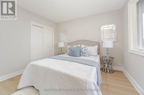 114 Milford Haven Drive, Toronto, ON - Indoor Photo Showing Bedroom