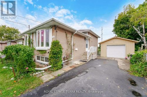 114 Milford Haven Drive, Toronto, ON - Outdoor