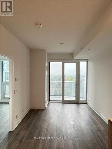 909 - 15 Holmes Avenue, Toronto, ON - Indoor Photo Showing Other Room