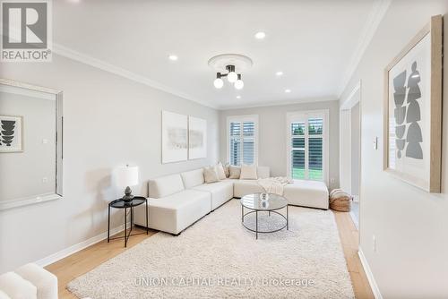 189 Hertford Crescent, Markham, ON - Indoor Photo Showing Living Room