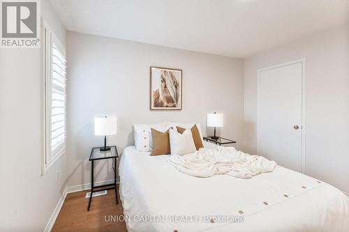 189 Hertford Crescent, Markham, ON - Indoor Photo Showing Bedroom