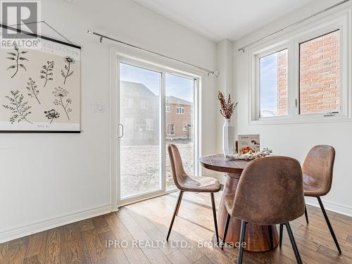 1191 Kettering Drive, Oshawa, ON - Indoor Photo Showing Dining Room