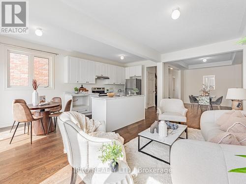 1191 Kettering Drive, Oshawa, ON - Indoor Photo Showing Living Room