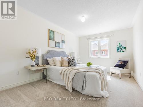 1191 Kettering Drive, Oshawa, ON - Indoor Photo Showing Bedroom