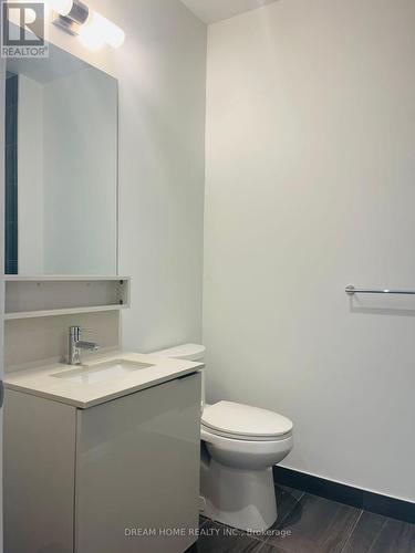 806 - 5 Buttermill Avenue, Vaughan, ON - Indoor Photo Showing Bathroom