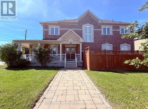 656 North Lake Road, Richmond Hill, ON - Outdoor With Deck Patio Veranda With Facade