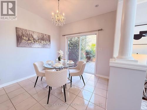 656 North Lake Road, Richmond Hill, ON - Indoor Photo Showing Dining Room