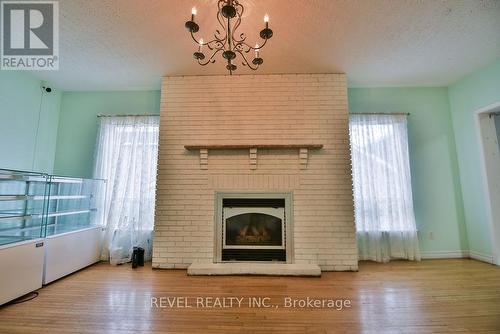 283 Pine Street S, Timmins (Timmins South - East), ON - Indoor Photo Showing Living Room With Fireplace