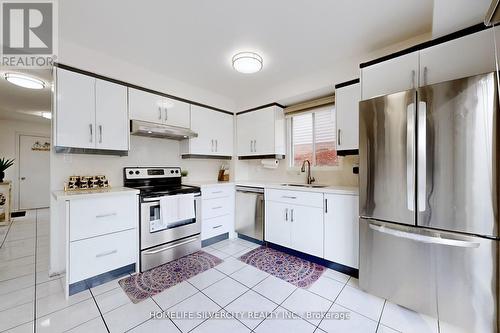 24 Norwood Place, Brampton, ON - Indoor Photo Showing Kitchen With Double Sink With Upgraded Kitchen