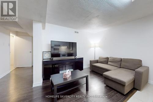 24 Norwood Place, Brampton, ON - Indoor Photo Showing Living Room