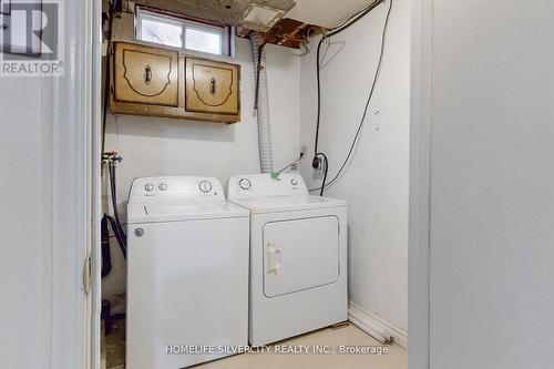 24 Norwood Place, Brampton, ON - Indoor Photo Showing Laundry Room