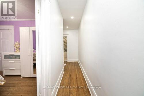 3 Chambers Avenue, Toronto, ON - Indoor Photo Showing Other Room