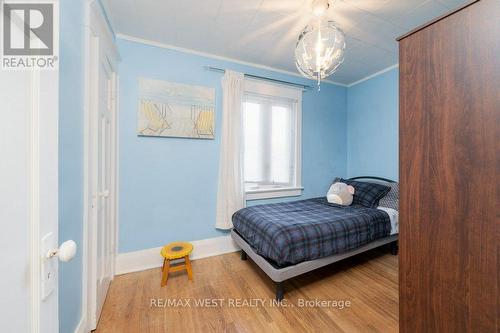 3 Chambers Avenue, Toronto, ON - Indoor Photo Showing Bedroom