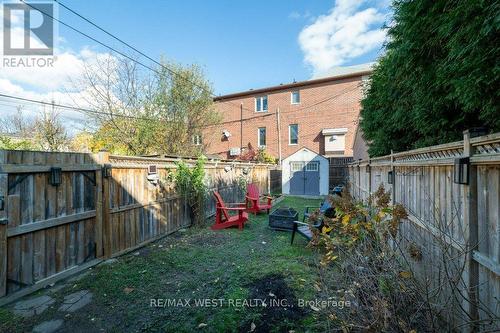 3 Chambers Avenue, Toronto, ON - Outdoor