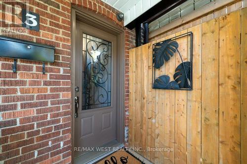 3 Chambers Avenue, Toronto, ON - Indoor Photo Showing Other Room