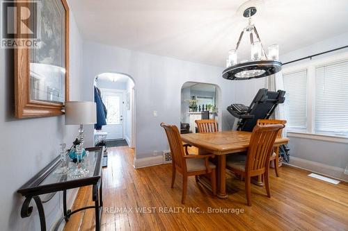 3 Chambers Avenue, Toronto, ON - Indoor Photo Showing Dining Room