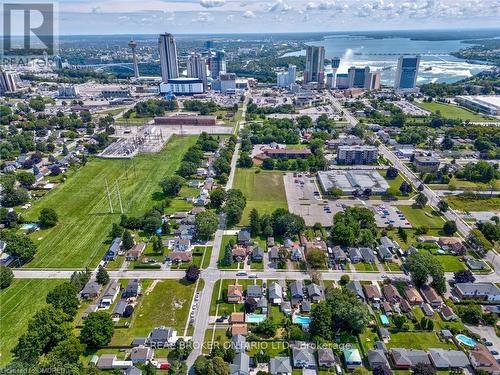 6024 Dixon Street, Niagara Falls, ON - Outdoor With View