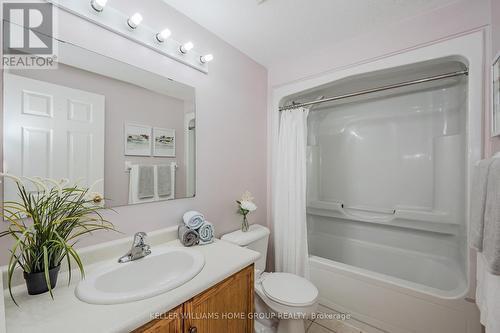 79 Severn Drive, Guelph, ON - Indoor Photo Showing Bathroom