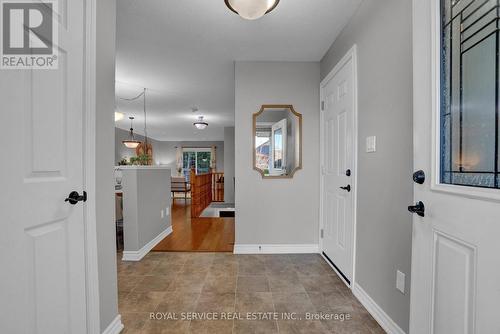 92 Laurent Boulevard, Kawartha Lakes (Lindsay), ON - Indoor Photo Showing Other Room