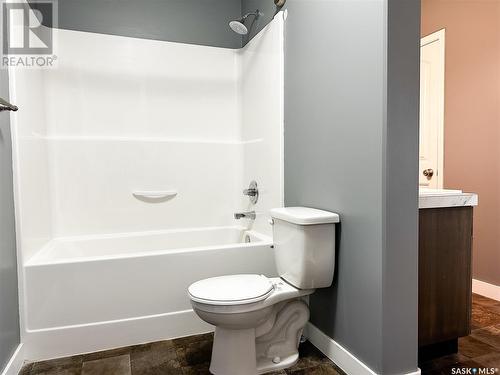 263 30Th Street, Battleford, SK - Indoor Photo Showing Bathroom