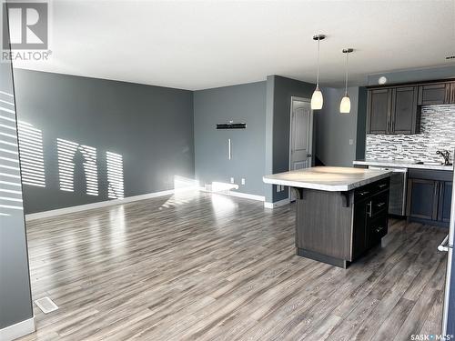 263 30Th Street, Battleford, SK - Indoor Photo Showing Kitchen With Upgraded Kitchen