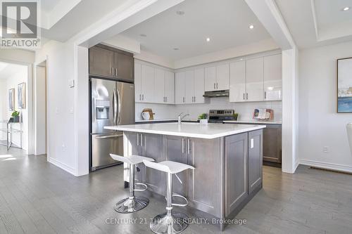 6 Stubbs Lane, Aurora, ON - Indoor Photo Showing Kitchen With Stainless Steel Kitchen With Upgraded Kitchen