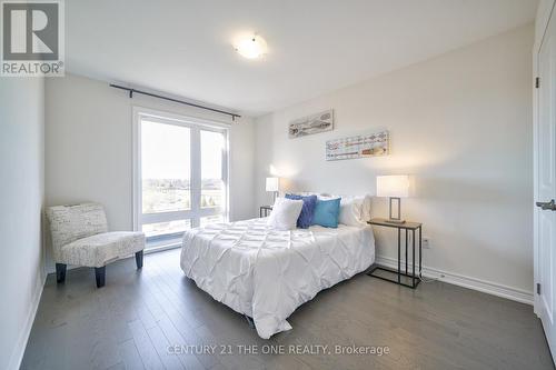 6 Stubbs Lane, Aurora, ON - Indoor Photo Showing Bedroom