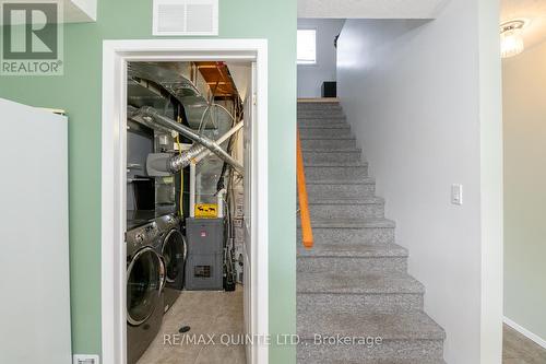 54 North Murray Street, Quinte West, ON - Indoor Photo Showing Laundry Room