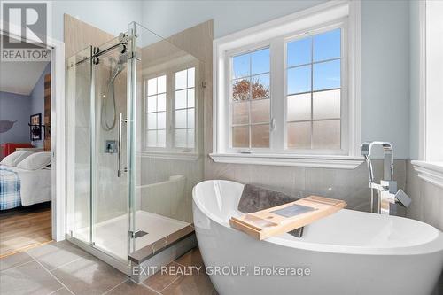 96 Huyck'S Bay Road, Prince Edward County (Wellington), ON - Indoor Photo Showing Bathroom