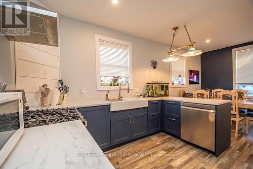 51 Saint Paul Street, Kawartha Lakes (Lindsay), ON - Indoor Photo Showing Kitchen