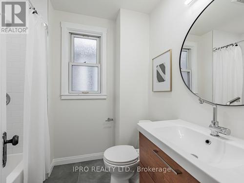 11 Phin Avenue, Toronto, ON - Indoor