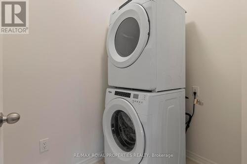 513 Littlewood Lane, Ajax, ON - Indoor Photo Showing Laundry Room