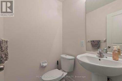 513 Littlewood Lane, Ajax, ON - Indoor Photo Showing Bathroom