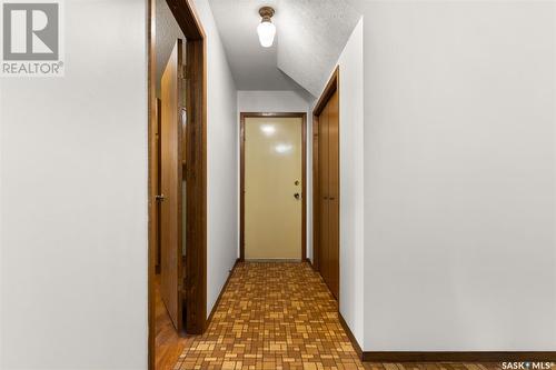 66 Houston Road, Regina, SK - Indoor Photo Showing Other Room