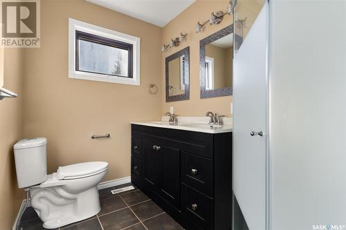 66 Houston Road, Regina, SK - Indoor Photo Showing Bathroom