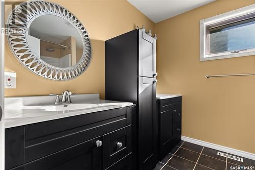 66 Houston Road, Regina, SK - Indoor Photo Showing Bathroom