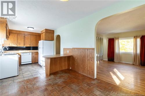 40 Kerry Court, Riverview, NB - Indoor Photo Showing Kitchen