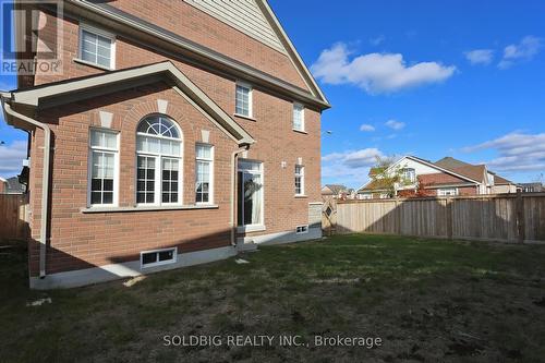 95 Hockley Avenue, Clarington, ON - Outdoor