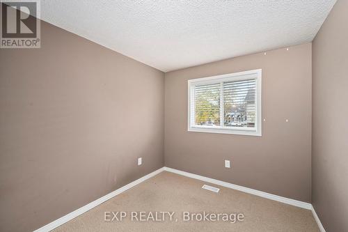 45 - 50 Chapman Court, London, ON - Indoor Photo Showing Other Room