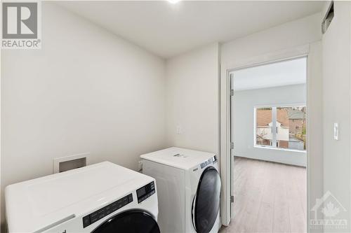 158 Sunnyside Avenue, Ottawa, ON - Indoor Photo Showing Laundry Room