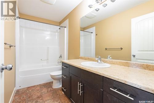 430 Langer Place, Warman, SK - Indoor Photo Showing Bathroom