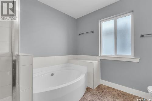 430 Langer Place, Warman, SK - Indoor Photo Showing Bathroom