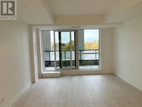 425 - 181 Sheppard Avenue E, Toronto, ON - Indoor Photo Showing Other Room